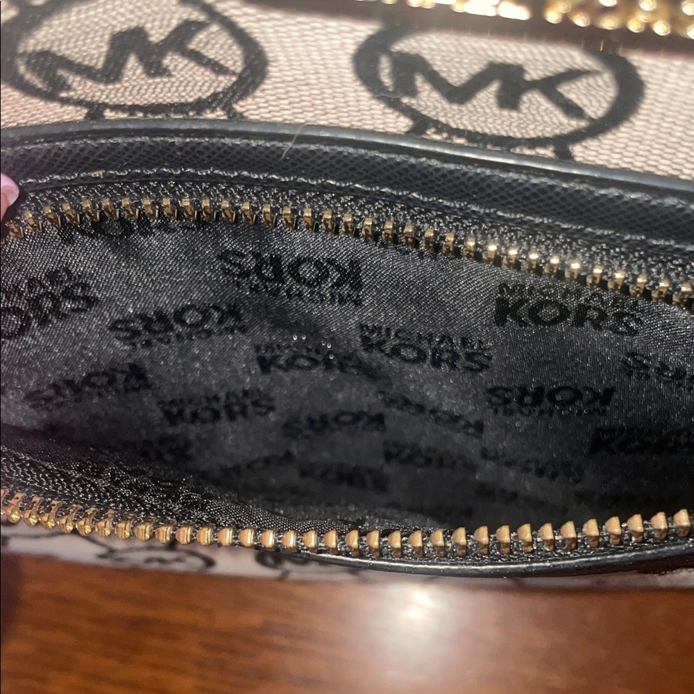 Michael Kors Monogram Black and Tan Crossbody Bag - Picture 11 of 17